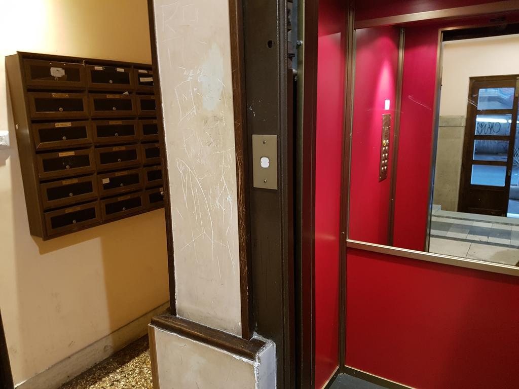 Acomodação com café da manhã  Alenic Roma